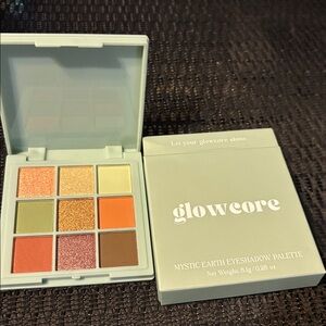 Glow Core  Mystic Earth Eyeshadow Palette